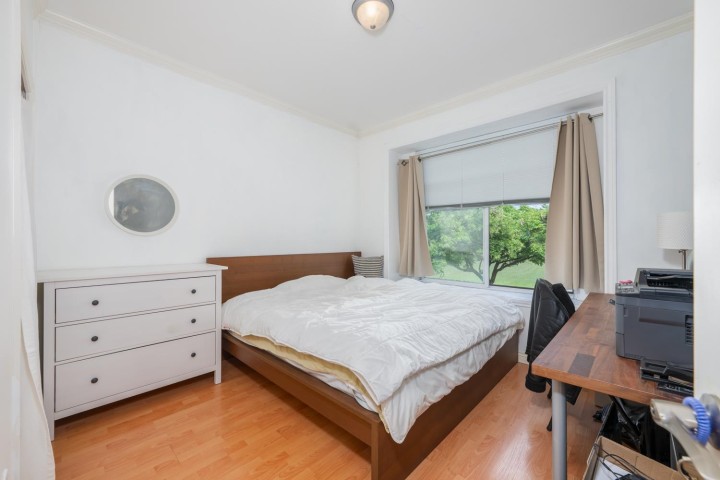 Photo 11 at 5671 Earles Street, Collingwood VE, Vancouver East