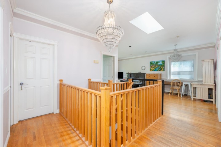 Photo 4 at 5671 Earles Street, Collingwood VE, Vancouver East