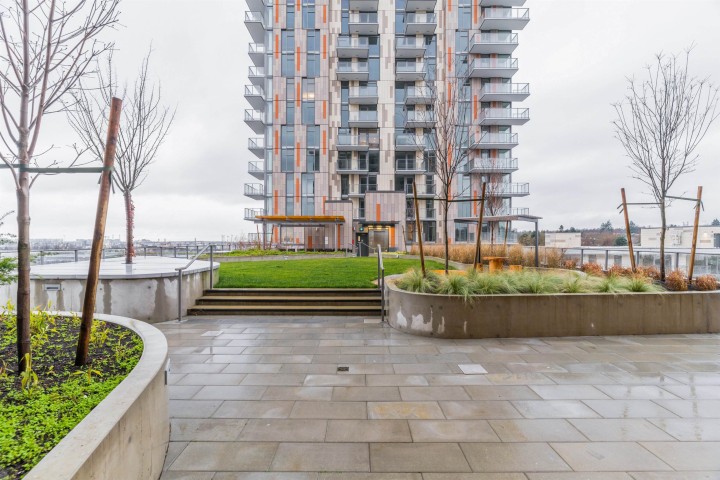 Photo 24 at 305 - 8138 Fraser Street, South Vancouver, Vancouver East