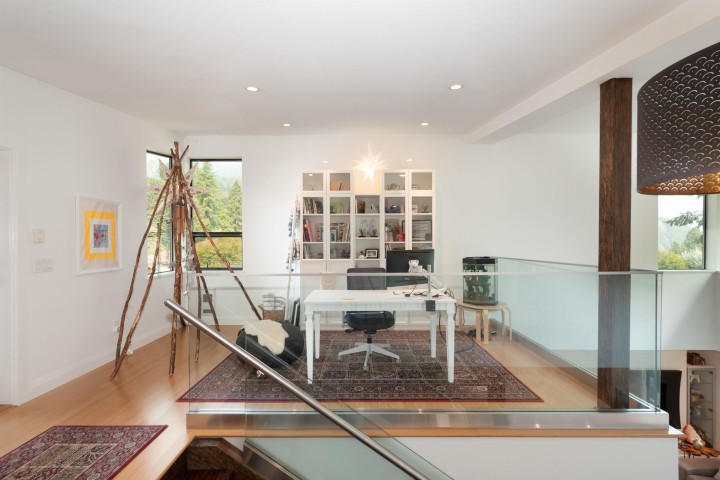 Photo 20 at 1930 Panorama Drive, Deep Cove, North Vancouver