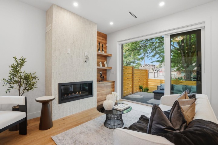 Photo 16 at 1 - 2438 E 20th Avenue, Renfrew Heights, Vancouver East