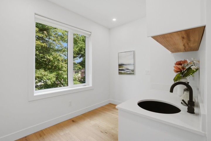 Photo 28 at 1 - 2438 E 20th Avenue, Renfrew Heights, Vancouver East