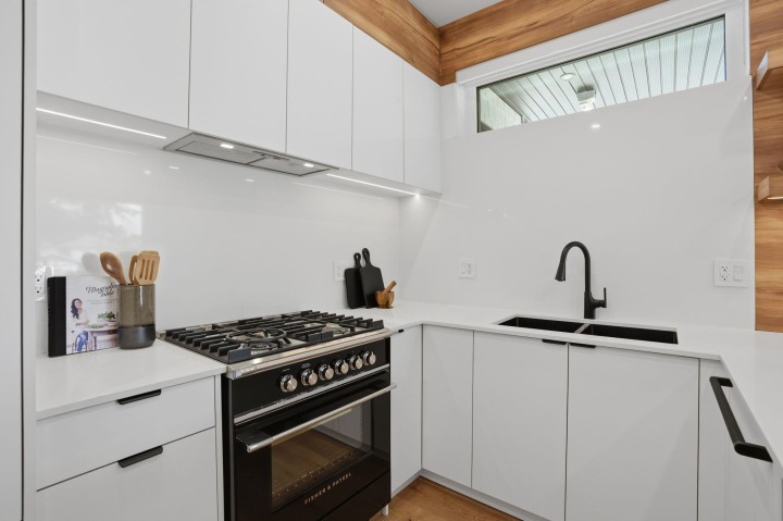 Photo 20 at 1 - 2438 E 20th Avenue, Renfrew Heights, Vancouver East