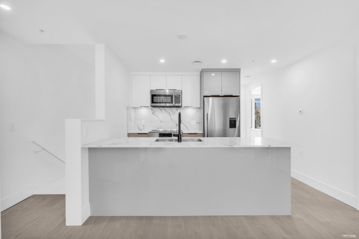 Photo 9 at 2210 E 1st Avenue, Grandview Woodland, Vancouver East