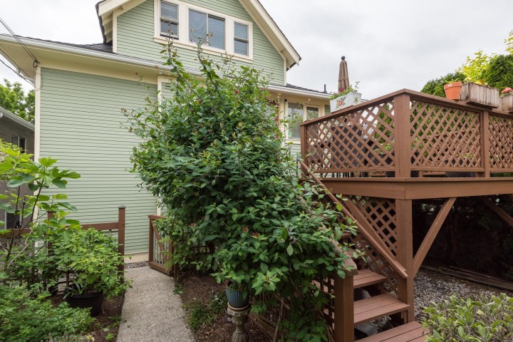 Photo 32 at 341 E 58th Avenue, South Vancouver, Vancouver East