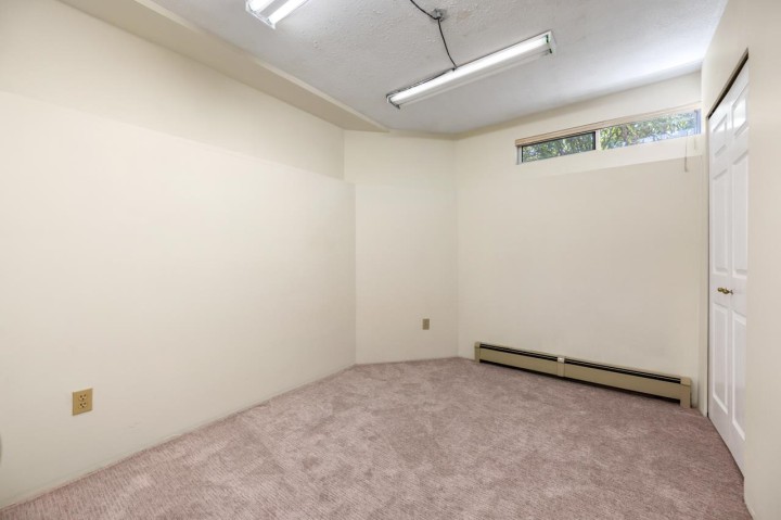 Photo 18 at 2547 E 34th Avenue, Collingwood VE, Vancouver East