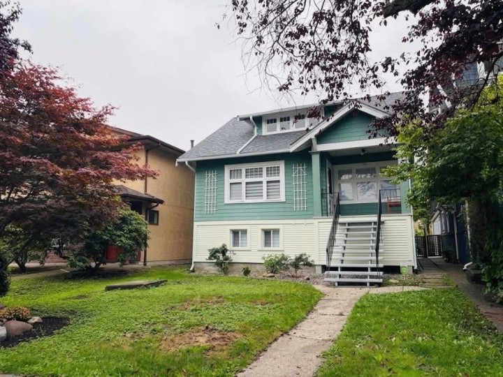 Photo 1 at 936 W 17th Avenue, Cambie, Vancouver West
