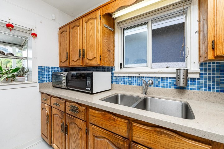 Photo 14 at 3553 Inverness Street, Knight, Vancouver East