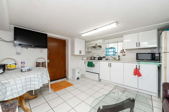 Photo 18 at 3553 Inverness Street, Knight, Vancouver East