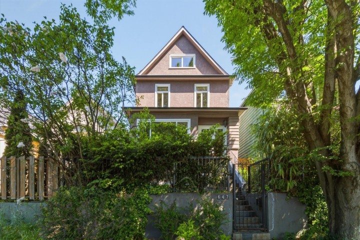 Photo 15 at 647 Prior Street, Strathcona, Vancouver East