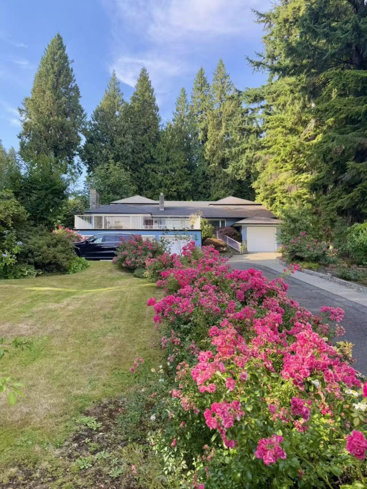 Photo 2 at 1393 Mathers Avenue, Ambleside, West Vancouver