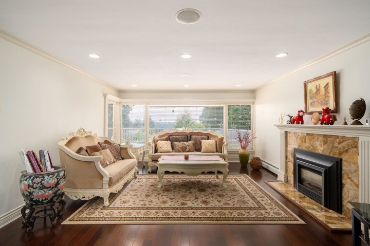 Photo 8 at 1393 Mathers Avenue, Ambleside, West Vancouver