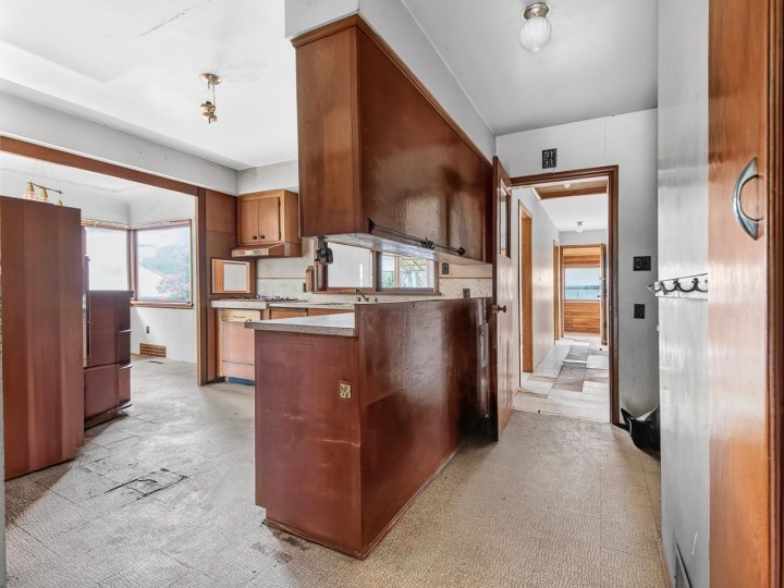 Photo 9 at 3325 E 49th Avenue, Killarney VE, Vancouver East