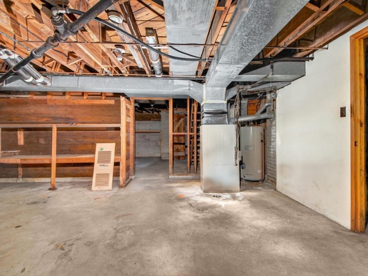 Photo 18 at 3325 E 49th Avenue, Killarney VE, Vancouver East