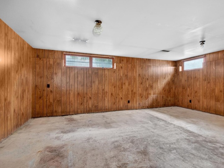 Photo 21 at 3325 E 49th Avenue, Killarney VE, Vancouver East
