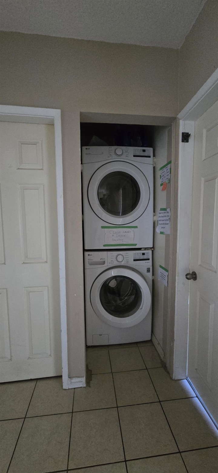 Photo 9 at 1333 E 41st Avenue, Knight, Vancouver East