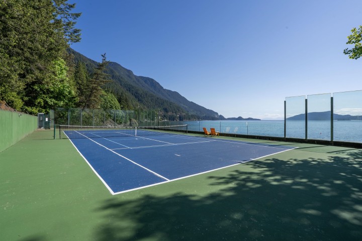 Photo 40 at 8 Ocean Point Drive, Howe Sound, West Vancouver