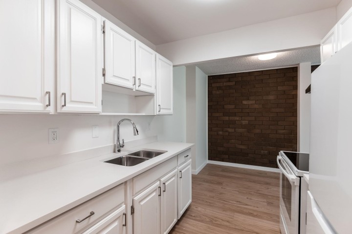 Photo 17 at 312 - 330 E 7th Avenue, Mount Pleasant VE, Vancouver East