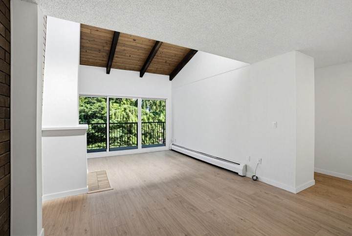 Photo 5 at 312 - 330 E 7th Avenue, Mount Pleasant VE, Vancouver East