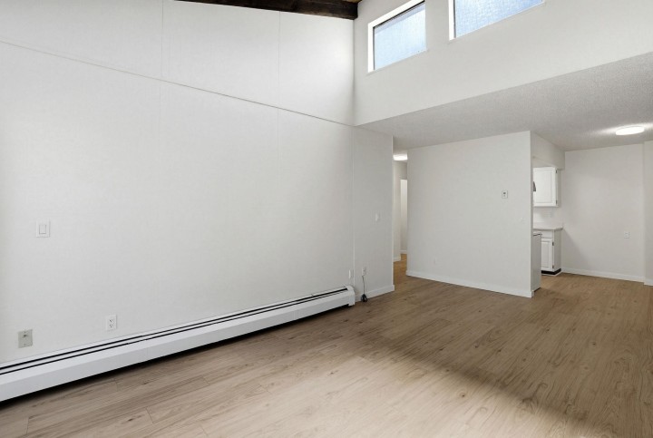 Photo 10 at 312 - 330 E 7th Avenue, Mount Pleasant VE, Vancouver East