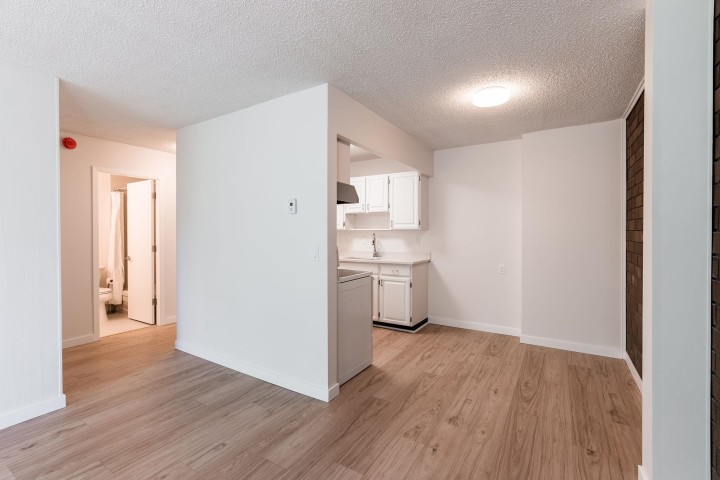 Photo 11 at 312 - 330 E 7th Avenue, Mount Pleasant VE, Vancouver East