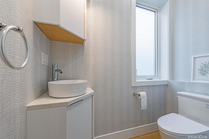 Photo 9 at 2 - 369 E 16th Avenue, Mount Pleasant VE, Vancouver East