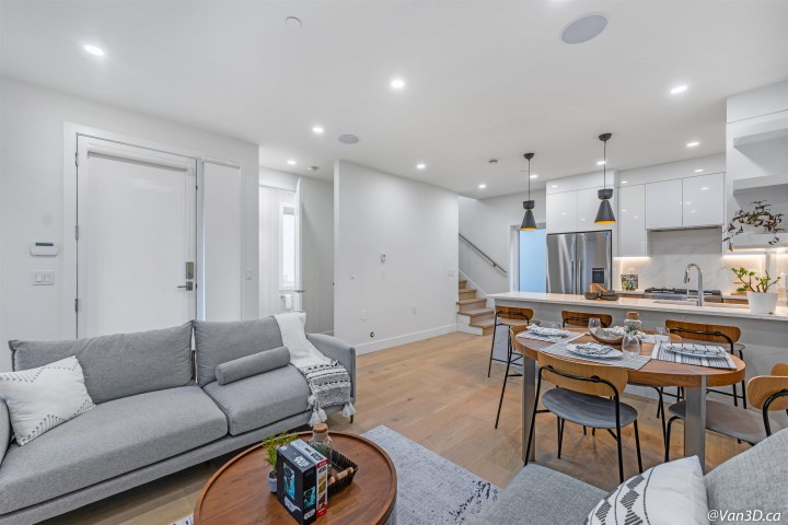 Photo 10 at 2 - 369 E 16th Avenue, Mount Pleasant VE, Vancouver East