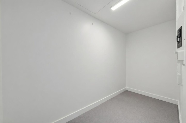 Photo 11 at 1009 - 1289 Hornby Street, Downtown VW, Vancouver West