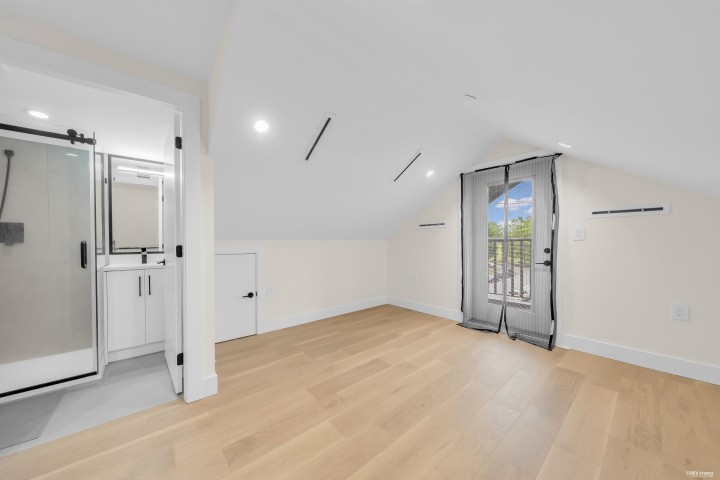 Photo 22 at 1620 E 53rd Avenue, Knight, Vancouver East