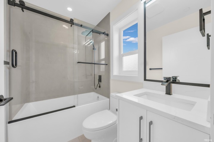 Photo 18 at 1620 E 53rd Avenue, Knight, Vancouver East