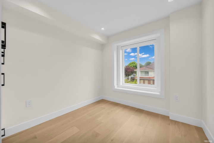 Photo 15 at 1620 E 53rd Avenue, Knight, Vancouver East
