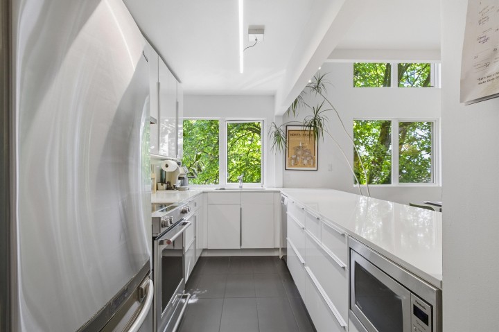 Photo 17 at 201 - 3465 Glen Drive, Fraser VE, Vancouver East