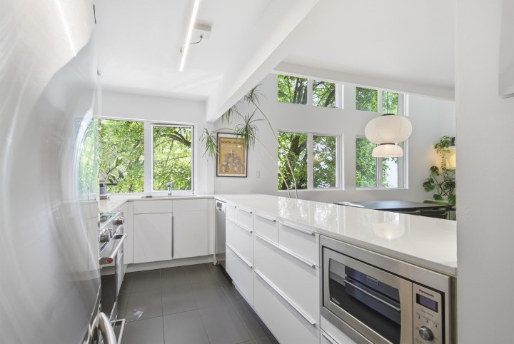 Photo 20 at 201 - 3465 Glen Drive, Fraser VE, Vancouver East