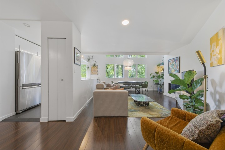 Photo 8 at 201 - 3465 Glen Drive, Fraser VE, Vancouver East