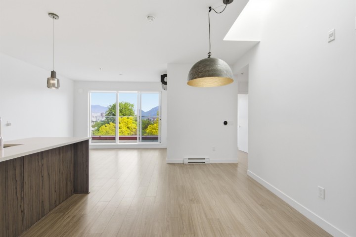 Photo 12 at 501 - 379 E Broadway, Mount Pleasant VE, Vancouver East
