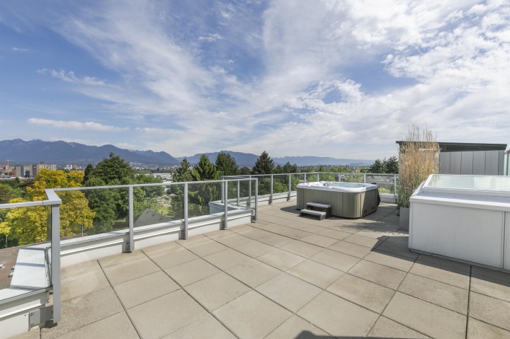 Photo 3 at 501 - 379 E Broadway, Mount Pleasant VE, Vancouver East