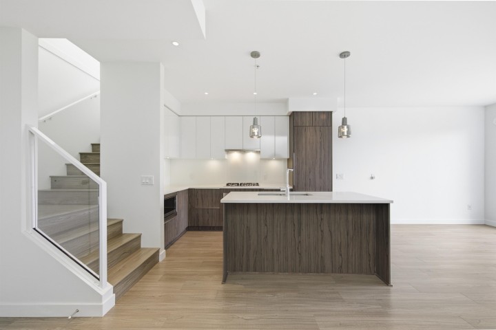 Photo 5 at 501 - 379 E Broadway, Mount Pleasant VE, Vancouver East