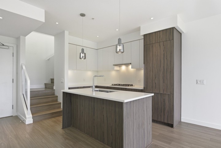 Photo 10 at 501 - 379 E Broadway, Mount Pleasant VE, Vancouver East