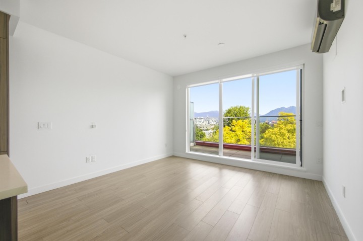 Photo 15 at 501 - 379 E Broadway, Mount Pleasant VE, Vancouver East