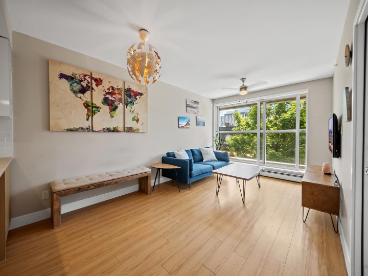 Photo 3 at 213 - 159 W 2nd Avenue, False Creek, Vancouver West