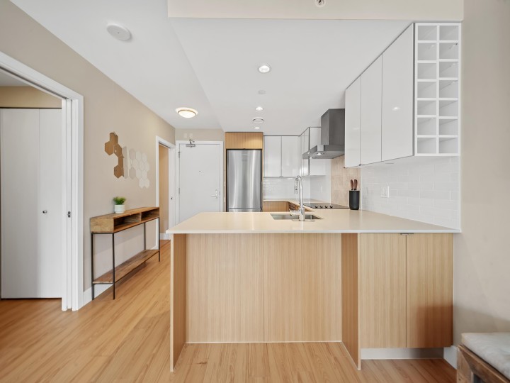 Photo 14 at 213 - 159 W 2nd Avenue, False Creek, Vancouver West