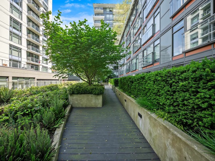 Photo 31 at 213 - 159 W 2nd Avenue, False Creek, Vancouver West