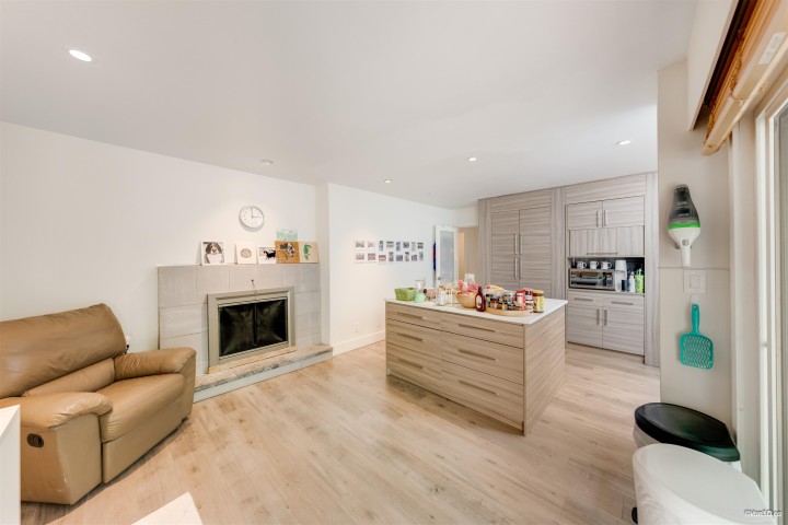 Photo 12 at 3907 Bayridge Place, Bayridge, West Vancouver