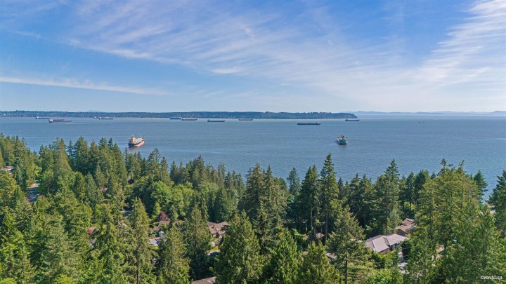 Photo 29 at 3907 Bayridge Place, Bayridge, West Vancouver