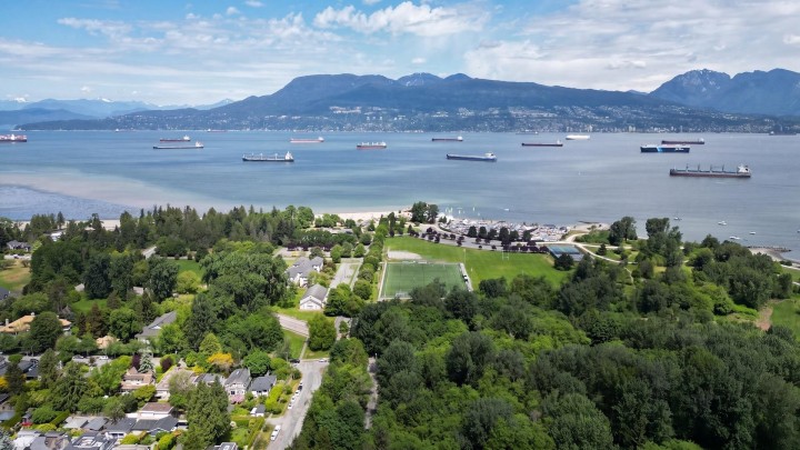 Photo 4 at 4399 Locarno Crescent, Point Grey, Vancouver West