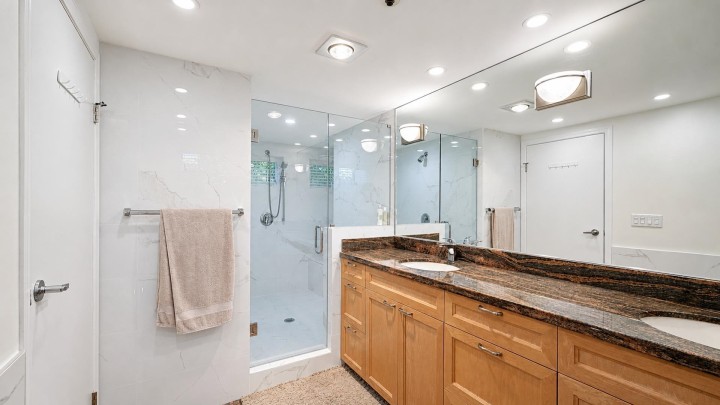 Photo 25 at 4399 Locarno Crescent, Point Grey, Vancouver West