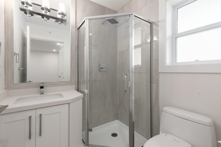 Photo 27 at 2255 E 35th Avenue, Victoria VE, Vancouver East