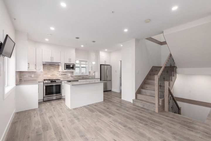 Photo 6 at 2255 E 35th Avenue, Victoria VE, Vancouver East