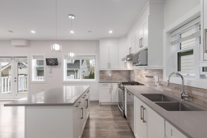 Photo 9 at 2255 E 35th Avenue, Victoria VE, Vancouver East