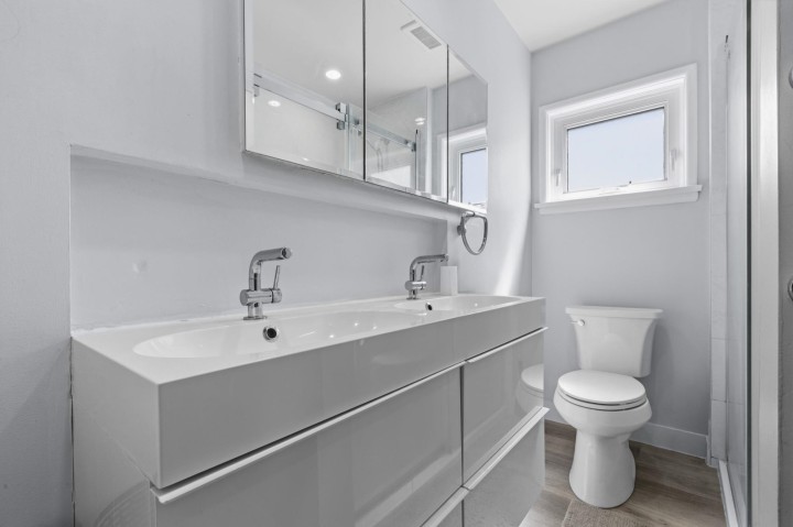 Photo 14 at 45 Renfrew Street, Hastings Sunrise, Vancouver East